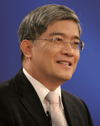 郎咸平　中国知名金融与经济学家.jpg